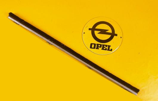 NEU + ORIGINAL Opel Kadett A Scheinwerfer mit Zierring Chrom – OpelShop